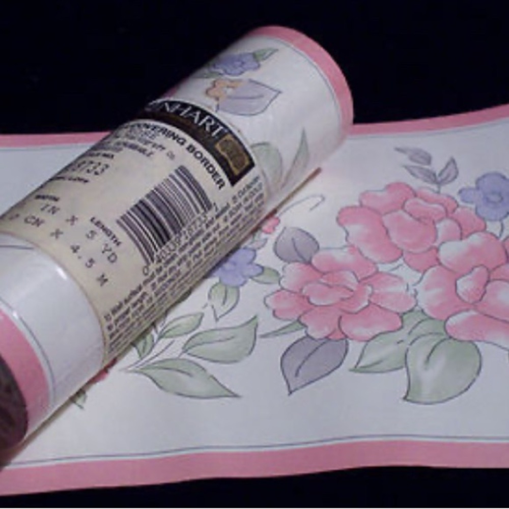 New vintage Pfaltzgraff Tea Rose wallpaper border